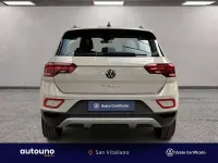 Usata VW T-Roc Life 110 CV (80 kW) 2024 Ascott grey SUV