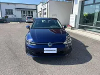Usata VW Golf VIII Life 110 CV (80 kW) 2023 Atlantic blue Berlina
