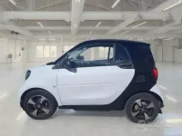 Usata Smart ForTwo Coupé Passion 41 kW (56 CV) 2020 Bianco Utilitaria