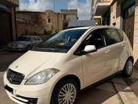 Usata Mercedes A160 Style 81 CV (59 kW) 2011 Bianco Berlina