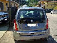 Usata Lancia Musa Gold 95 CV (69 kW) 2011 Grigio Monovolume