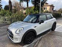 Usata Mini Cooper D Business 116 CV (85 kW) 2016 Grigio Utilitaria