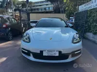 Usata Porsche Panamera 4 E-Hybrid Sport Turismo Sport Turismo 330 CV (242 kW) 2020 Bianco Station wagon