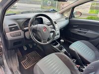 Usata Fiat Grande Punto 75 CV (55 kW) 2010 Grigio Utilitaria