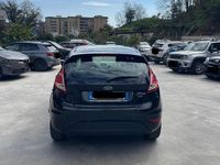 Usata Ford Fiesta 75 CV (55 kW) 2015 Nero Utilitaria