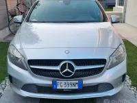 Usata Mercedes CLA180 109 CV (80 kW) 2017 Grigio Coupé