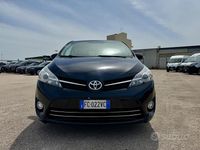 Usata Toyota Verso 111 CV (81 kW) 2016 Blu Monovolume