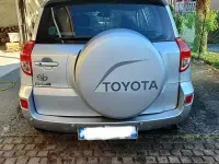 Usado Toyota RAV4 136 CV (100 kW) 2006 Gris SUV