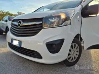 Usata Opel Vivaro-e Combi 120 CV (88 kW) 2019 Bianco Monovolume