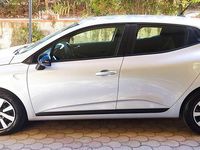 Usata Renault Clio V Techno 91 CV (66 kW) 2023 Argento Berlina