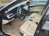 Usata BMW 530 235 CV (172 kW) 2008 Nero Station wagon