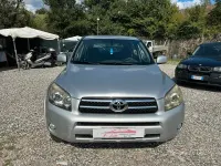 Usado Toyota RAV4 Luxury 177 CV (130 kW) 2006 Gris SUV
