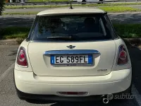 Usata Mini ONE 120 CV (88 kW) 2012 Bianco Utilitaria