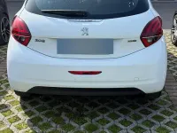 Usata Peugeot 208 Allure 99 CV (72 kW) 2016 Bianco Utilitaria