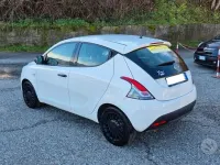 Usata Lancia Ypsilon Gold 69 CV (50 kW) 2018 Bianco Utilitaria