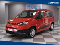 Usata Toyota Proace Verso City 131 CV (96 kW) 2023 Rosso Station wagon