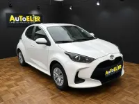 Ny Toyota Yaris Hybrid Active 116 HK (85 kW) 2026 Vit Sedan