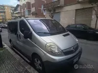 Usata Opel Vivaro 114 CV (83 kW) 2010 Grigio Monovolume