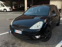 Usata Ford Fiesta 68 CV (50 kW) 2005 Nero Utilitaria
