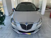 Usata Lancia Delta 190 CV (139 kW) 2011 Grigio Utilitaria