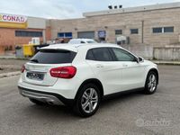 Usata Mercedes GLA200 136 CV (100 kW) 2014 Bianco SUV