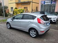 Usata Ford Fiesta Titanium 95 CV (69 kW) 2016 Grigio Berlina