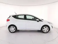 Usata Ford Fiesta 70 CV (51 kW) 2018 Bianco Utilitaria
