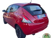 Usata Lancia Ypsilon S 69 CV (50 kW) 2022 Rosso(met.) Utilitaria