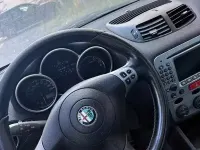 Usata Alfa Romeo 2000 150 CV (110 kW) 2002 Bluazzurro Berlina