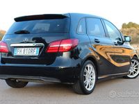 Usata Mercedes B180 109 CV (80 kW) 2017 Nero Monovolume