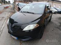 Usata Lancia Ypsilon 69 CV (50 kW) 2015 Nero Utilitaria