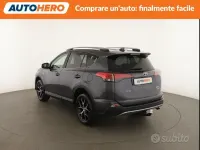 Usata Toyota RAV4 Hybrid 155 CV (114 kW) 2017 Grigio SUV