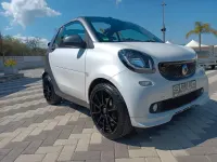 Usata Smart ForTwo Cabrio Brabus 90 CV (66 kW) 2017 Bianco Cabrio