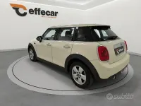 Usata Mini One D 95 CV (69 kW) 2017 Beige Utilitaria