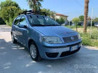 Usata Fiat Punto Classica 69 CV (50 kW) 2008 Bluazzurro Utilitaria