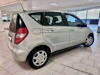 Begagnad Mercedes A160 Premium 95 HK (69 kW) 2011 Silver Minibuss