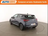 Usata Renault Clio V Intens 101 CV (74 kW) 2021 Grigio Berlina