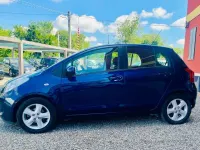 Usata Toyota Yaris Sol 69 CV (50 kW) 2006 Blu Berlina