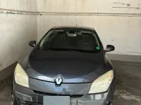 Usata Renault Mégane III 110 CV (80 kW) 2010 Grigio Berlina