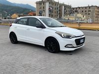 Usata Hyundai i20 82 CV (60 kW) 2016 Bianco Berlina