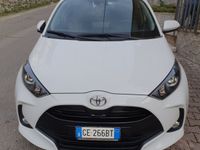 Usata Toyota Yaris Active 120 CV (88 kW) 2021 Bianco Utilitaria