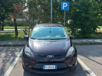 Usata Ford Fiesta Titanium 82 CV (60 kW) 2010 Viola Berlina