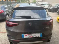 Usata Alfa Romeo Stelvio Super 209 CV (153 kW) 2019 Grigio SUV