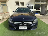 Usata Mercedes 200 135 CV (99 kW) 2015 Blu Station wagon