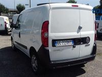 Usata Fiat Doblò Lounge 120 CV (88 kW) 2020 Bianco Monovolume
