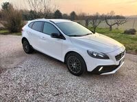 Usata Volvo V40 CC Momentum 150 CV (110 kW) 2014 Bianco Station wagon