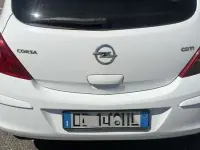 Usata Opel Corsa 75 CV (55 kW) 2012 Bianco Utilitaria