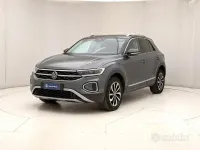 Usata VW T-Roc Style 110 CV (80 kW) 2023 Nero SUV