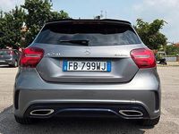 Usata Mercedes A250 Premium 211 CV (155 kW) 2015 Grigio Utilitaria