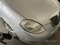 Usata Lancia Ypsilon 75 CV (55 kW) 2007 Grigio Utilitaria